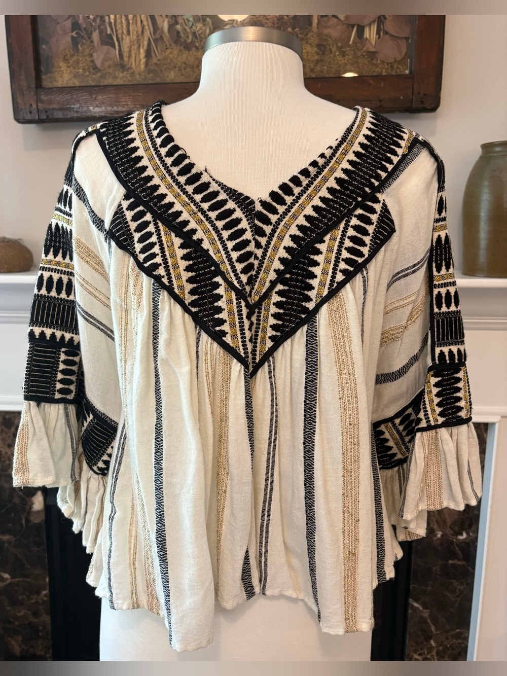 THML Boho Aztec Embroidered V-Neck Flutter Sleeve Top - Cream & Black Size Md